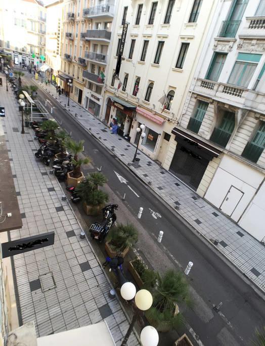 LE SUEDE City central 2min from beaches Nisa Exterior foto